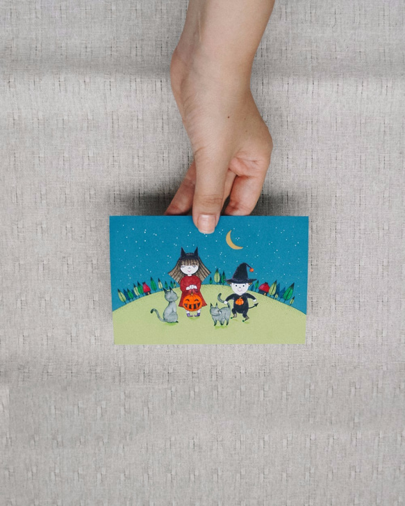 【3枚選べるポストカード・送料無料】三日月の夜の猫　ハロウィン　額入り　イラストカード 2枚目の画像