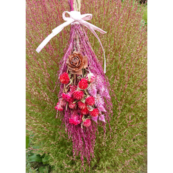 商品名【聖歌】ゆきこ♥真っ赤なポインセチアとローズの花束風スワッグリース 商品名【愛美】ゆきこ様専用♥真っ赤なカーネーションのスワッグ