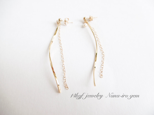 ＊再販＊14kgf  gold wave × pearl  pierce 3枚目の画像