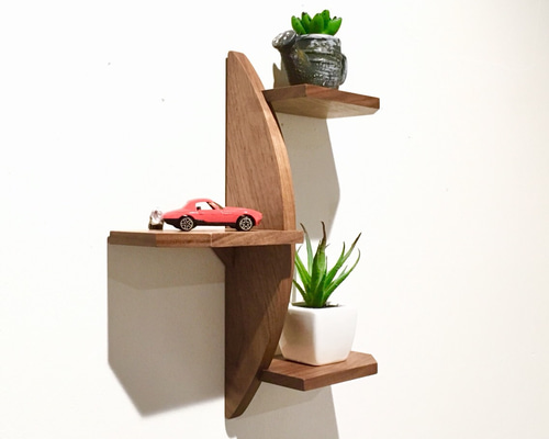 ウォールシェルフ#05☆壁掛け3段ラック【互い違い】画鋲やネジで簡単