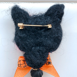 黒猫ハロウィンブローチ 4枚目の画像