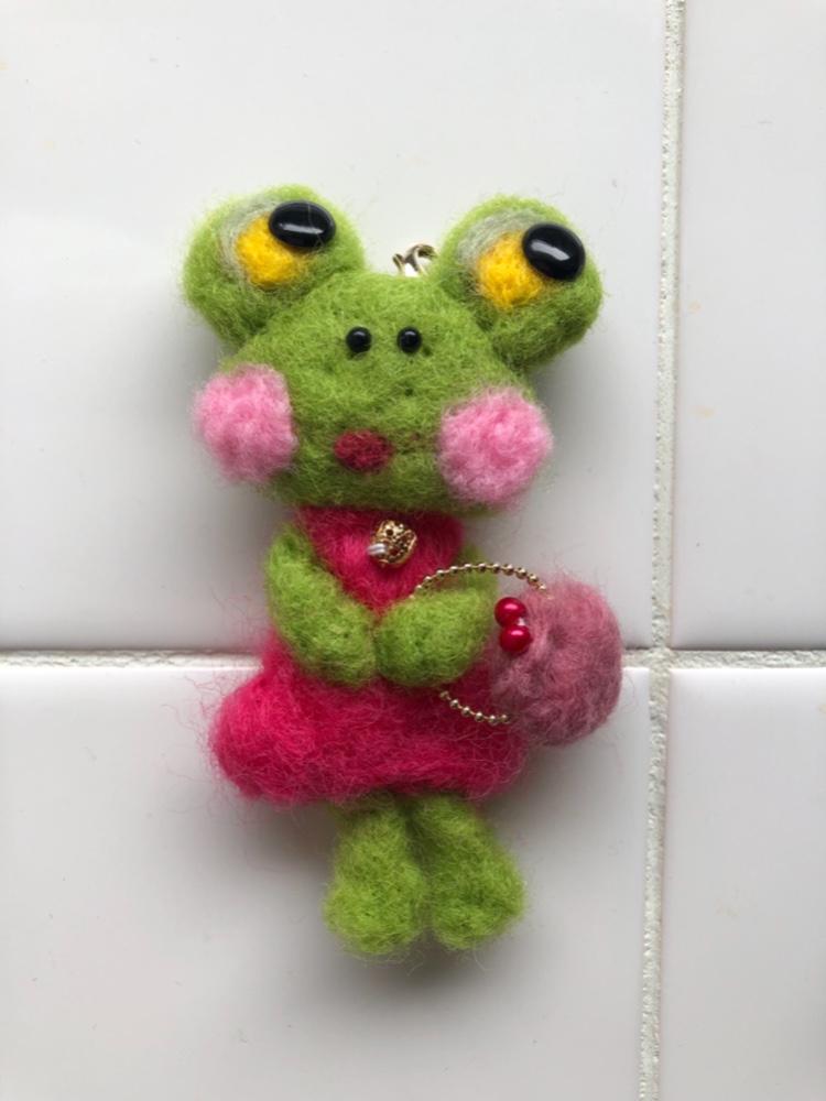 おちょぼ口かえるちゃん 羊毛フェルト 美猫(mineco) 通販｜Creema 
