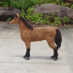 羊毛フェルト28cm：オーダーメイドの馬人形：ぬいぐるみ・置物：羊毛フェルト 3枚目の画像