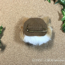 羊毛フェルトの猫ブローチ（ノルウェージャン・フォレスト・キャット：レッドタビー） 2枚目の画像