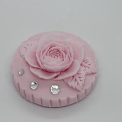 石鹸で作った彫刻のバラ「バラのソープカービング」②ー１ 2枚目の画像