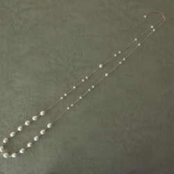 淡水真珠ロングネックレス 2枚目の画像