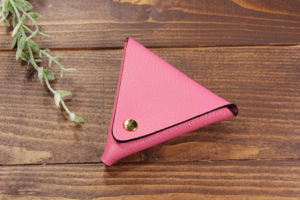 HERMES コインケース ピンク 三角形