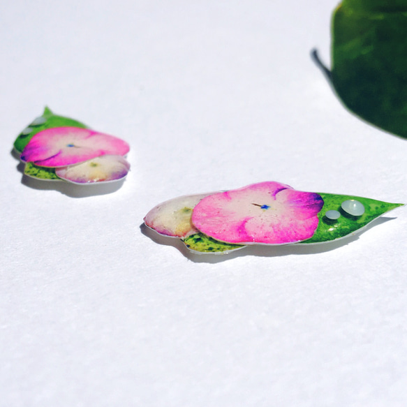 雨上がりの紫陽花（アジサイ）ピアス・イヤリング 3枚目の画像