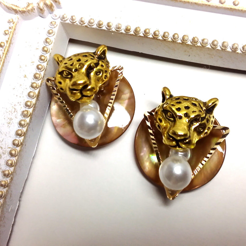 148 かっこ良い✖︎華やかなヒョウアクセ‼︎　ハンドメイド　ピアスorイヤリング 148 かっこ良い✖︎華やかなヒョウアクセ‼︎ ハンドメイド ピアスor