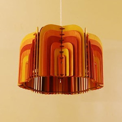 カラーオーダーの木製照明　ペンダントライト　NRP　(3灯ソケット)　｜ナカオランプ｜ 3枚目の画像