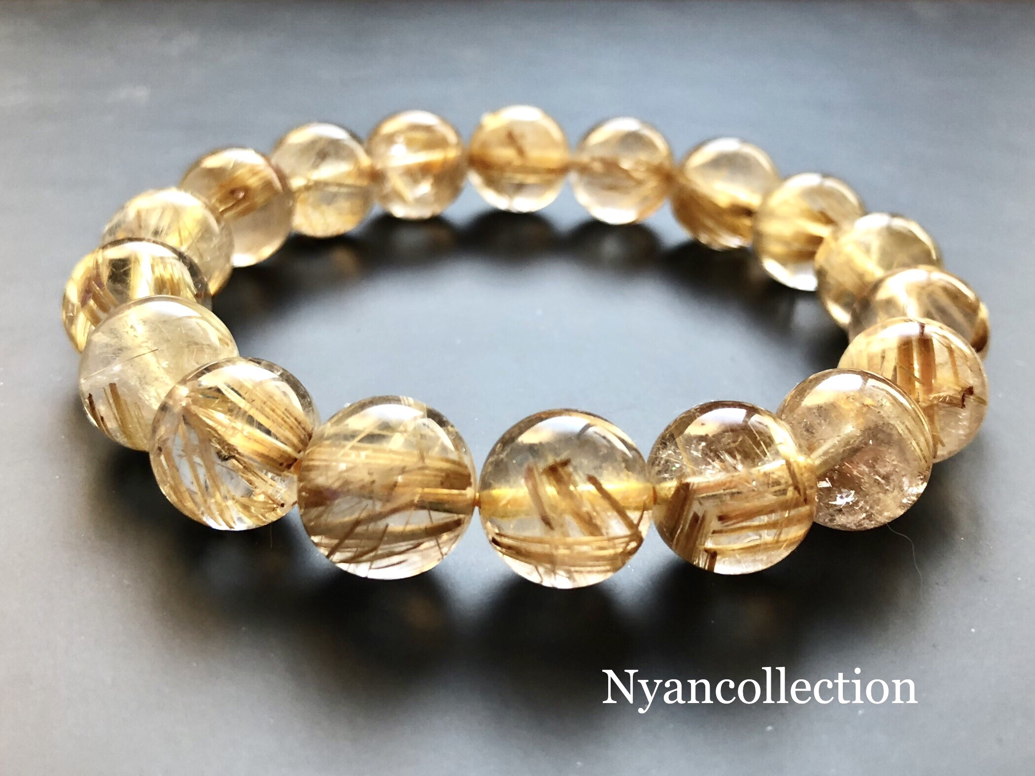 スペシャルプライス！ブラジル産 高品質 ゴールドタイチンルクォーツブレスレット 11.5mm珠