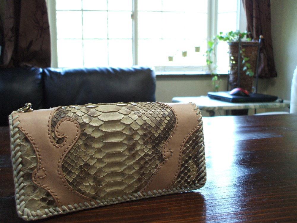 長財布　ウオレット　パイソン　本革　ハンドメイド一点物