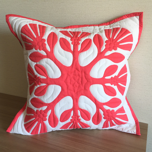 送料無料】レフア クッションカバー☆ハワイアンキルト クッション