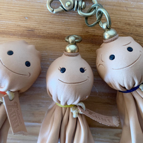 レザーてるてる坊主【タイプA】 キーリング Leathercraft ZUNI 通販