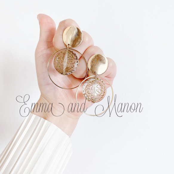 金属アレルギー　チタンポスト　クリア　大ぶりフープ　アンティーク　デザイン　大ぶり　ピアス　イヤリング 6枚目の画像