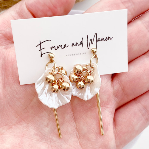 アレルギー対応 チタンポスト フェミニンフラワーピアス ピアス