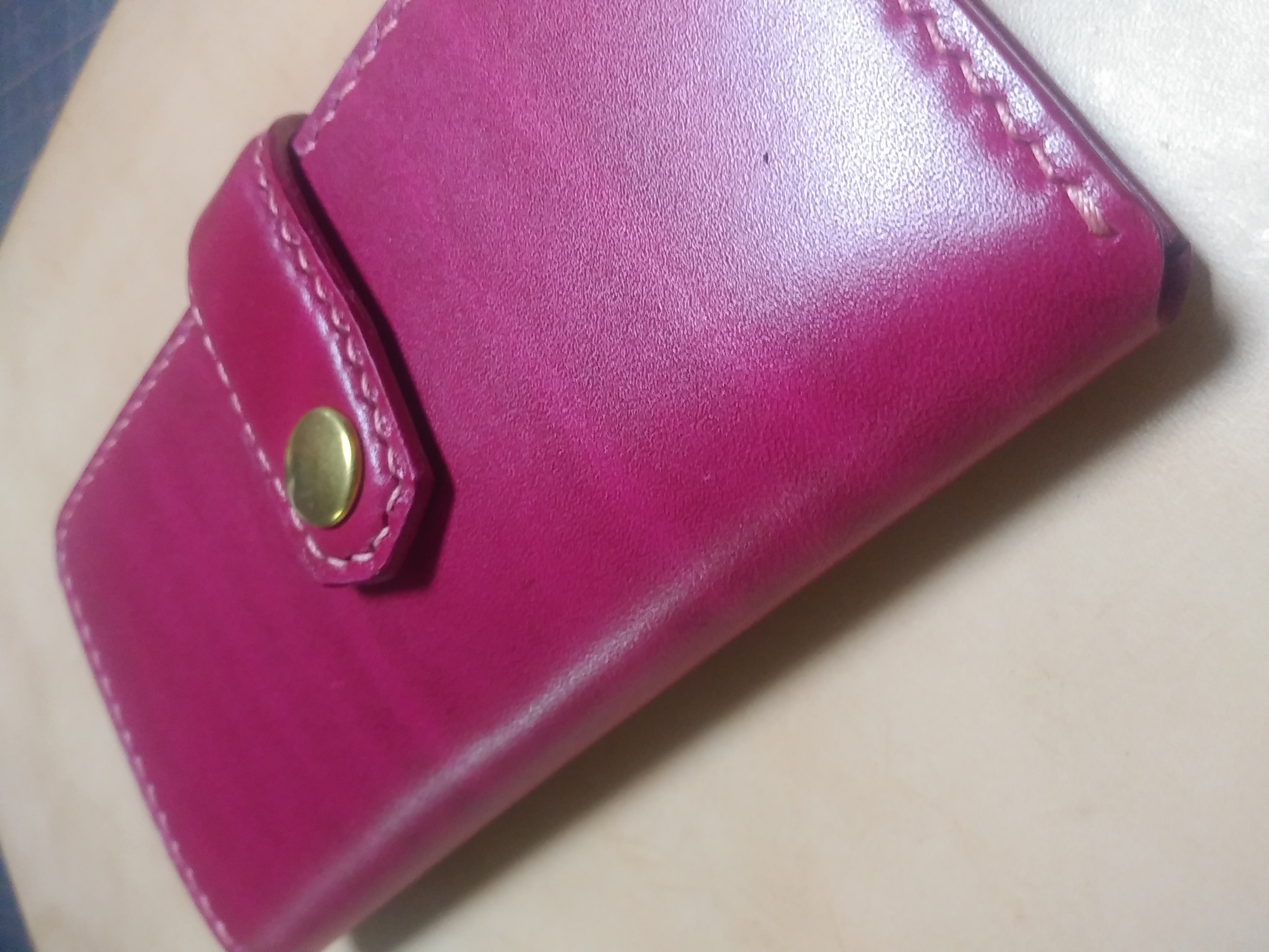 iPhoneケース　アイフォンケース　手帳型　レザー　ハンドメイド　ルガトー　ピンク