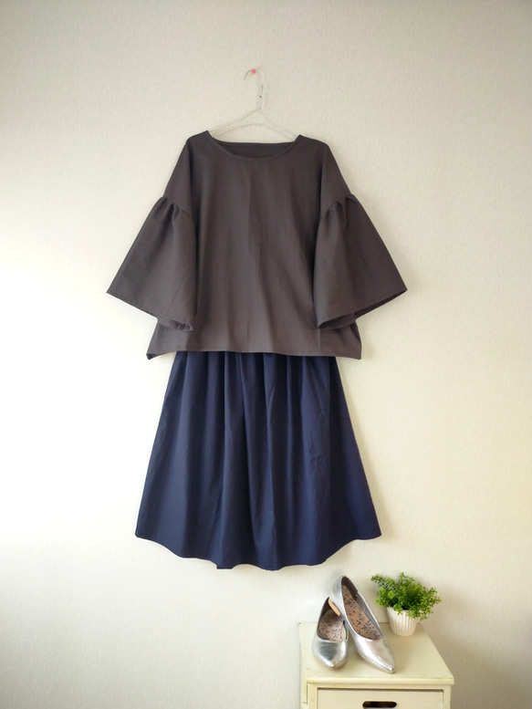 ハンドメイドフリルウエストギザーワンピース 85cm〜90cm 肩フリル