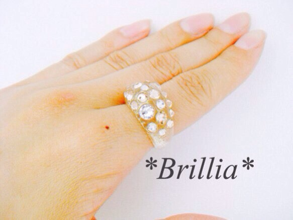 【再再再々...販】*Brillia*スワロフスキー＊アクリルジュエルリング 2枚目の画像