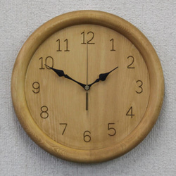 木製 掛け時計 ラウンドクロック Num パイン材 丸型 無垢 自然塗料 1枚目の画像