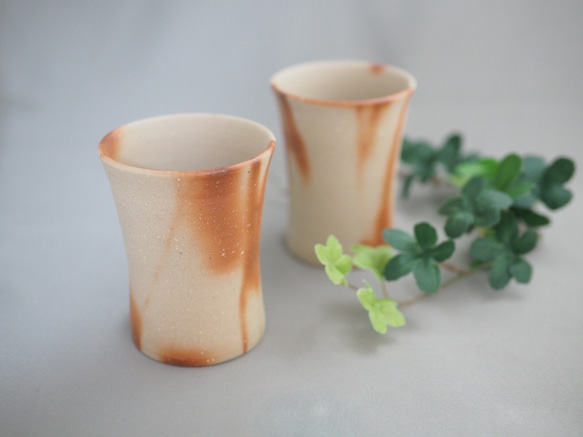 備前焼ビアマグ（くびれ）（緋だすき） 1枚目の画像