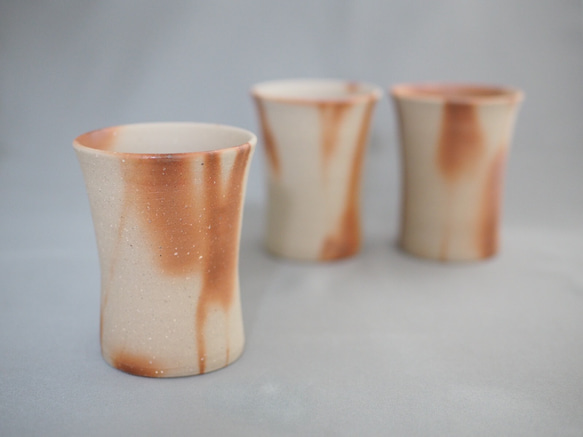 備前焼ビアマグ（くびれ）（緋だすき） 5枚目の画像