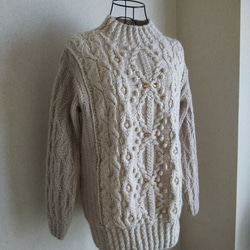 アラン模様と地模様のセーター ニット・セーター ﾆｯﾃｨﾝｸﾞﾙｰﾑMOTOMI