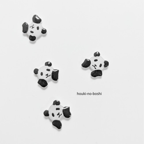 再販】ひょっこりパンダピアス ピアス（スタッド・一粒） houki-no 