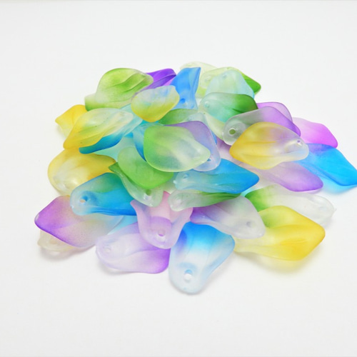 約40個入り・花びらビーズ・グラデーション・寒色系 ビーズ shop  