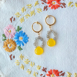 大人なイエロー ハニーカラージェイド×ラブラドライドのフープ