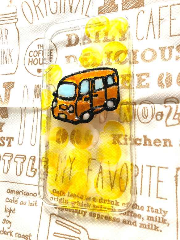 黄色のカーとシャボン玉iPhoneケース 7枚目の画像