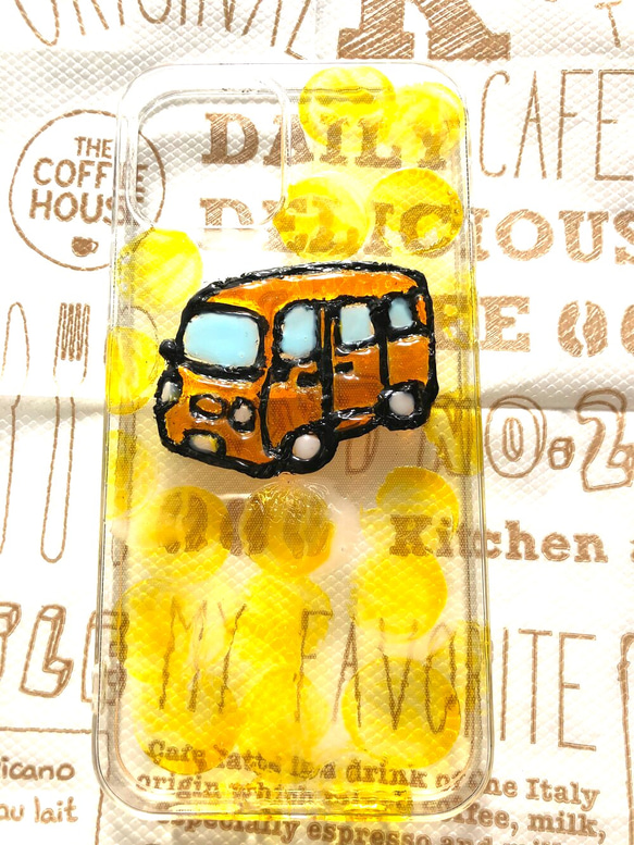 黄色のカーとシャボン玉iPhoneケース 9枚目の画像