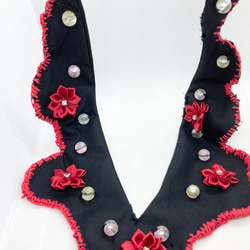 綿生地のバラの布のネックレス(うしろリボン)付け襟 3枚目の画像
