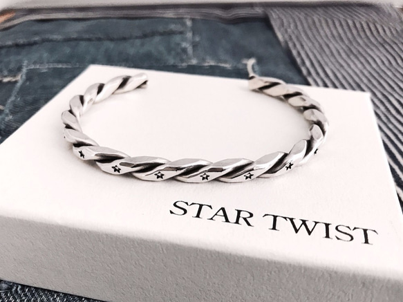 star twist シルバー950 バングル （STAR とえ TWIST 槌目
