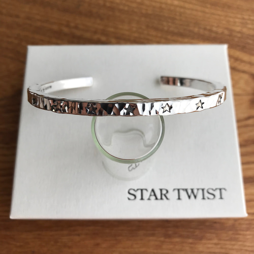 STAR TWIST 槌目バングル　シルバー950　艶あり SV950-オール鍛造バングル 槌目｜素材-シルバー950／STARTWIST