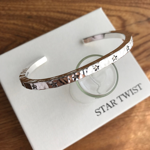 star twist シルバー950 バングル （STAR とえ TWIST 槌目