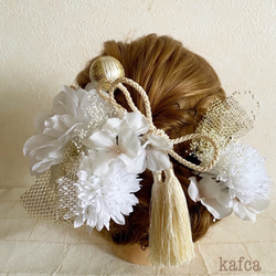 ♡和装シリーズ9 成人式 髪飾り 結婚式　成人式 かすみ草タッセル フラワーヘッドドレス 1枚目の画像