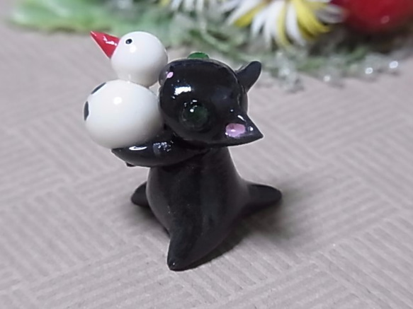 粘土にゃんこ（黒猫と雪だるま） 5枚目の画像