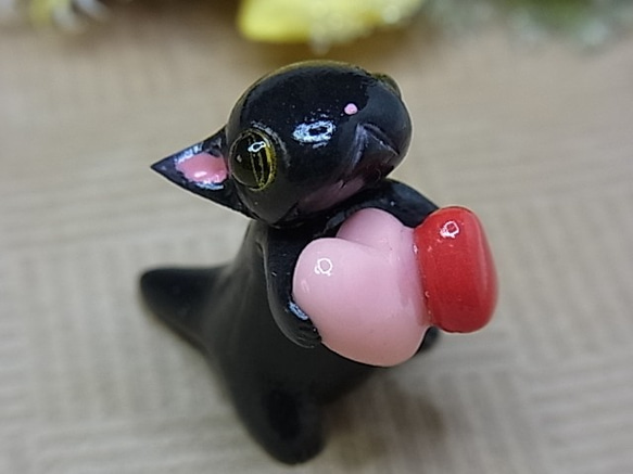 ダブルハートと黒にゃんこ（粘土猫） 4枚目の画像