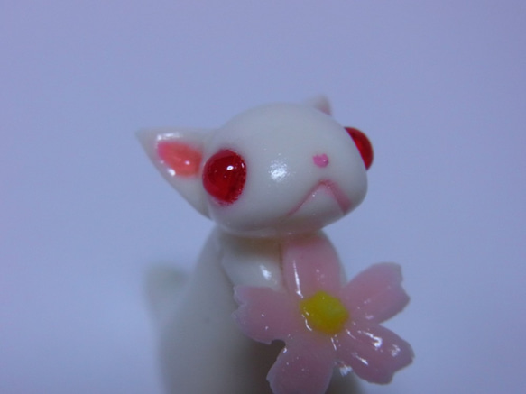 猫と桜（赤目にゃんこ） 5枚目の画像