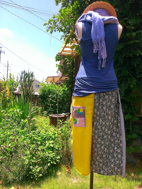 男女兼用　作務衣半ズボン　縞×花刺繍×黄６２６－０４ 2枚目の画像