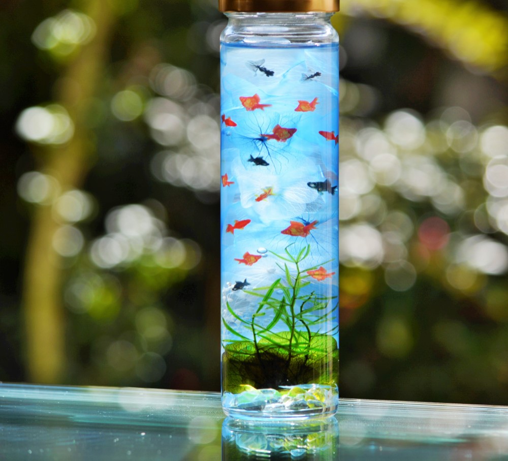 NO.687 アクアリウム✨金魚⑧固まるハーバリウムペン立て