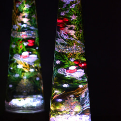 Creema限定☆彡ガラスの中のクリスマス・サンタクロースL（レインボーコースター付き） 1枚目の画像
