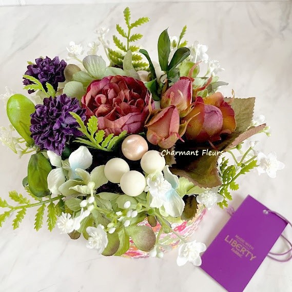 フラワープリント柄のﾎﾞｯｸｽｱﾚﾝｼﾞﾒﾝﾄ【ｱｰﾃｨﾌｨｼｬﾙﾌﾗﾜｰ】お誕生日、ブライダル、敬老の日、母の日の贈物