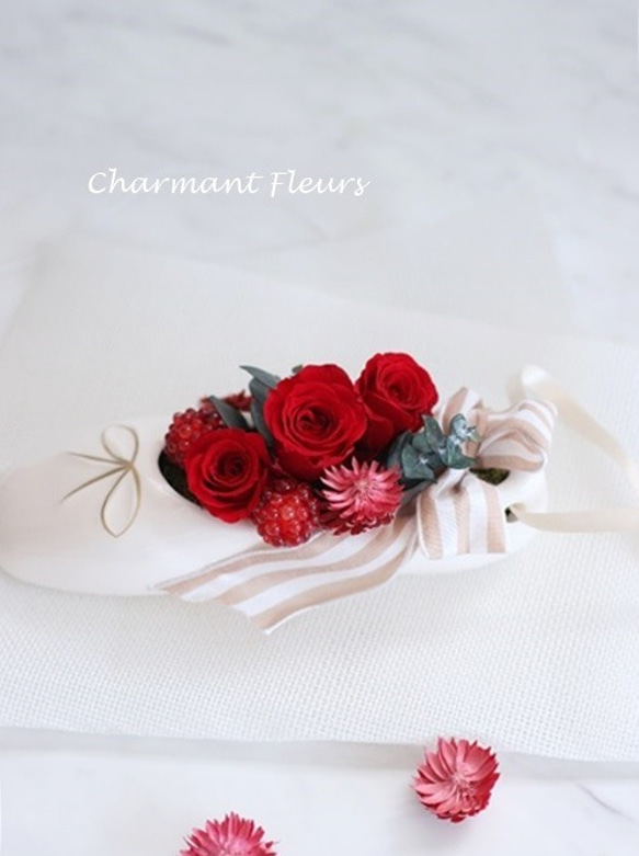 薔薇のバレエシューズのｱﾚﾝｼﾞﾒﾝﾄ・・母の日の贈物に、新築祝いなど各種お祝い事フラワーギフトに 2枚目の画像