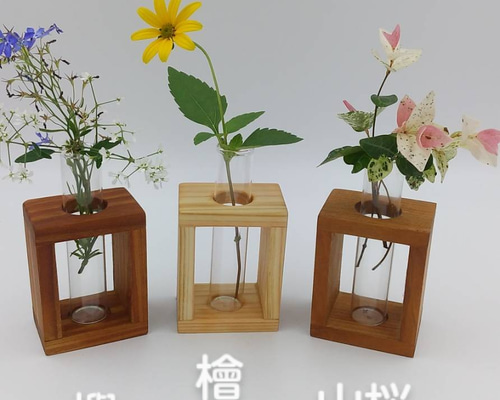 rebmob木工　作品　キツツキ　一輪挿し　花器　花瓶　うつわ　作家もの 木の一輪挿し 一輪挿し・花瓶・花器 F woodworker 通販 12527797