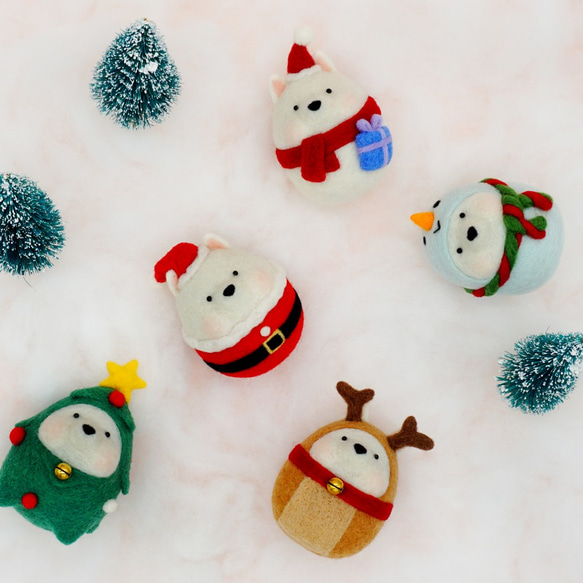 ウールフェルトサモイドサンタピンキーチェーンデコレーション冷蔵庫