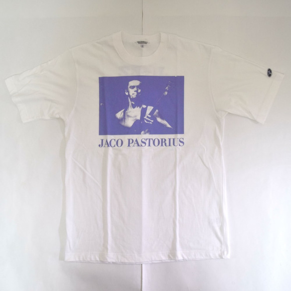 「JACO PASTORIUS」ver.6　ジャズTシャツ（写真家・内山繁氏撮）ホワイト　Sサイズ　WATERFALL 1枚目の画像