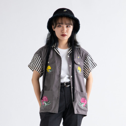 幻の1着⭐︎ ドルチェ＆ガッバーナ　スタジャン　花柄刺繍　本革　ワッペン　46 幻の1着⭐︎ ドルチェ＆ガッバーナ スタジャン 花柄刺繍 本革 ワッペン 46