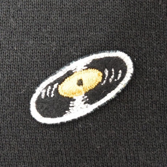 裏毛パーカー（レコードワッペン）　ブラック　Mサイズ　WATERFALLオリジナル　メンズ　秋物　綿素材 5枚目の画像